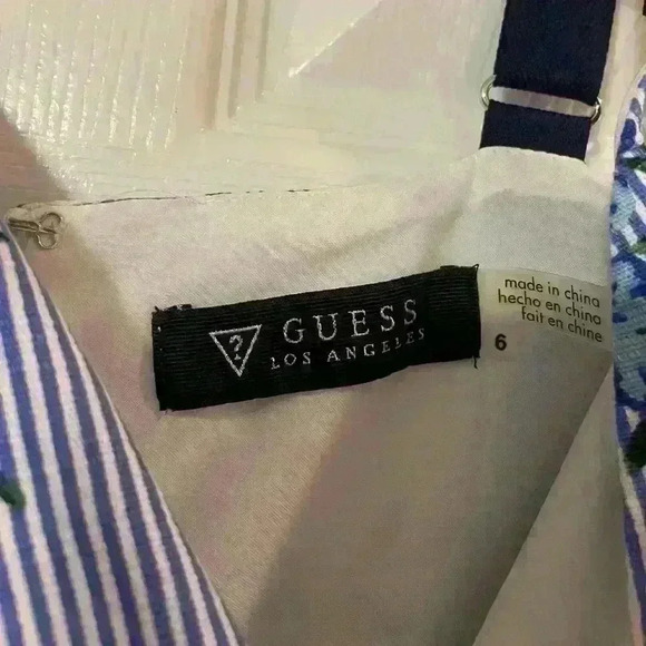 GUESS woman’s mini dress size 6 - Picture 3 of 5